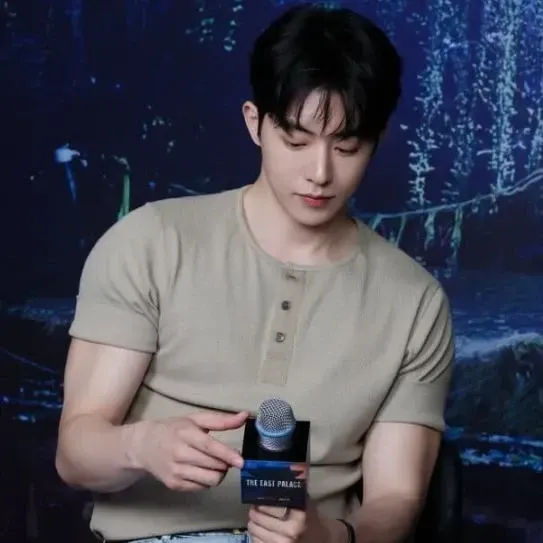 Behind-the-scenes cut of Nam Joohyuk