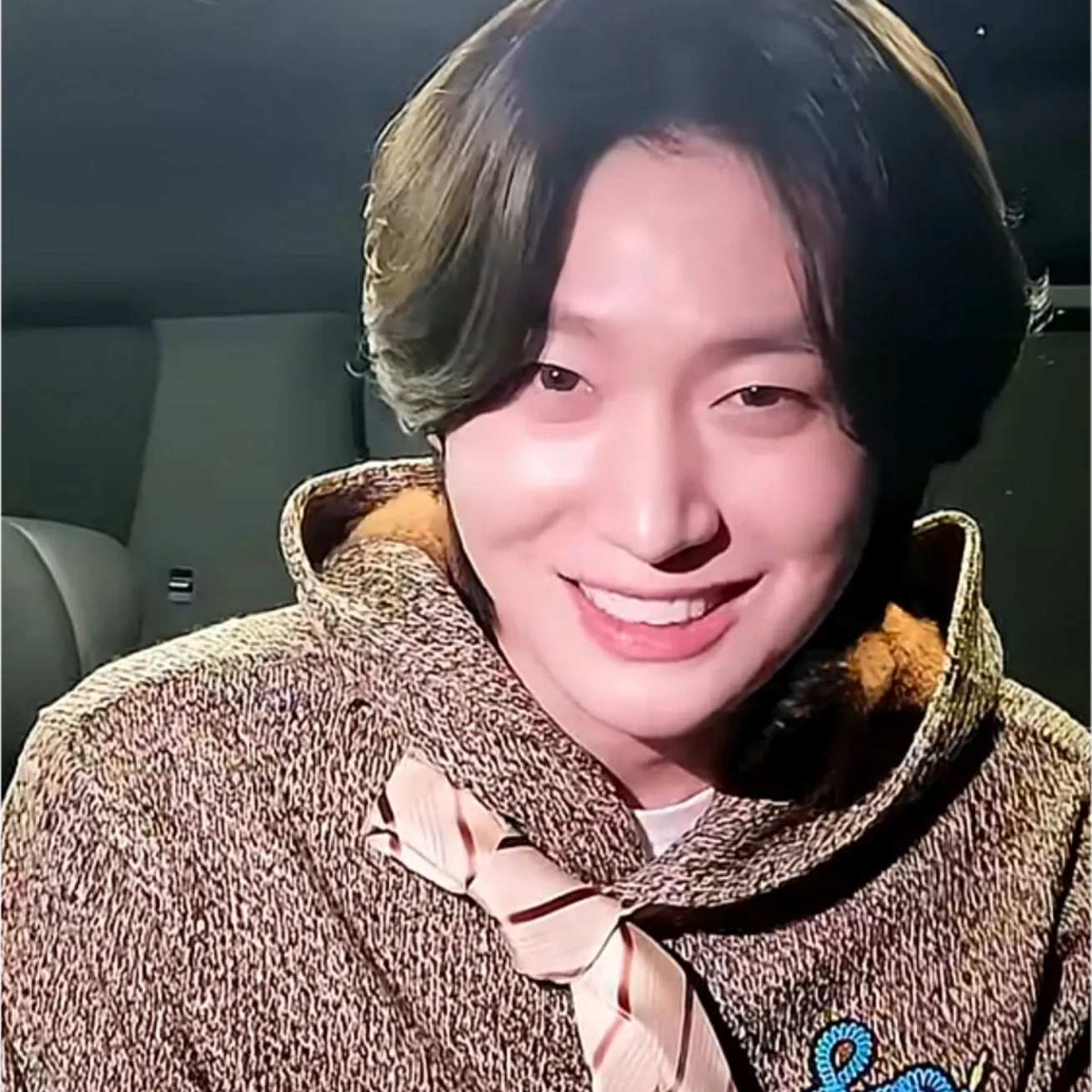 Behind-the-scenes cut of Kim Yongbin