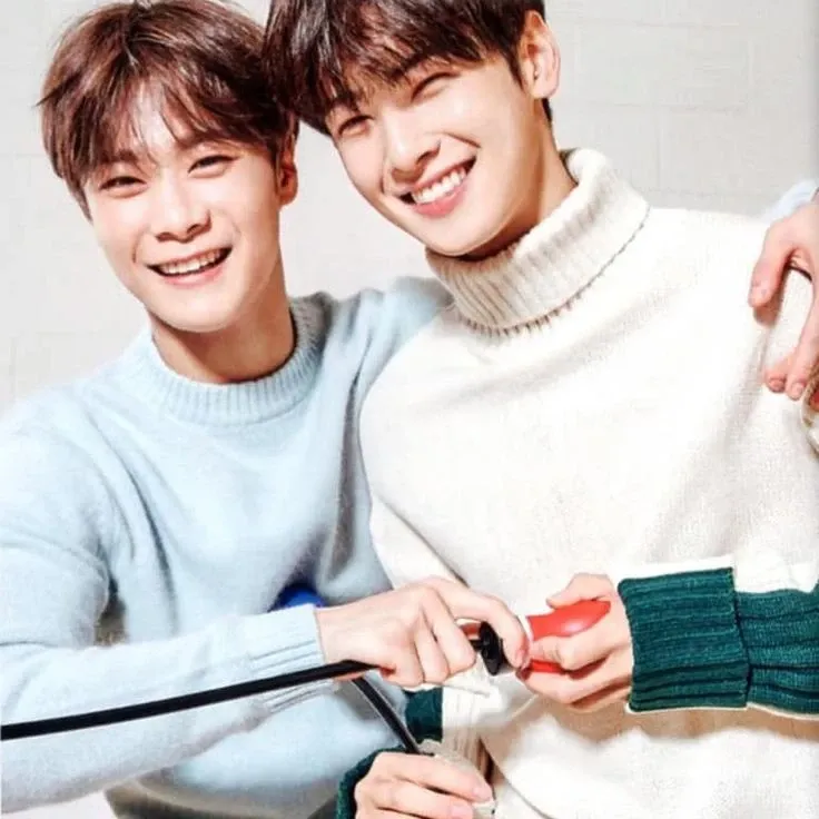 Recent activity shot of Cha Eunwoo