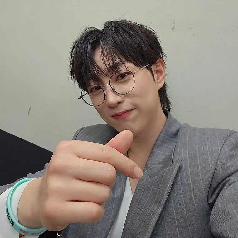 안성훈 최근 활동샷