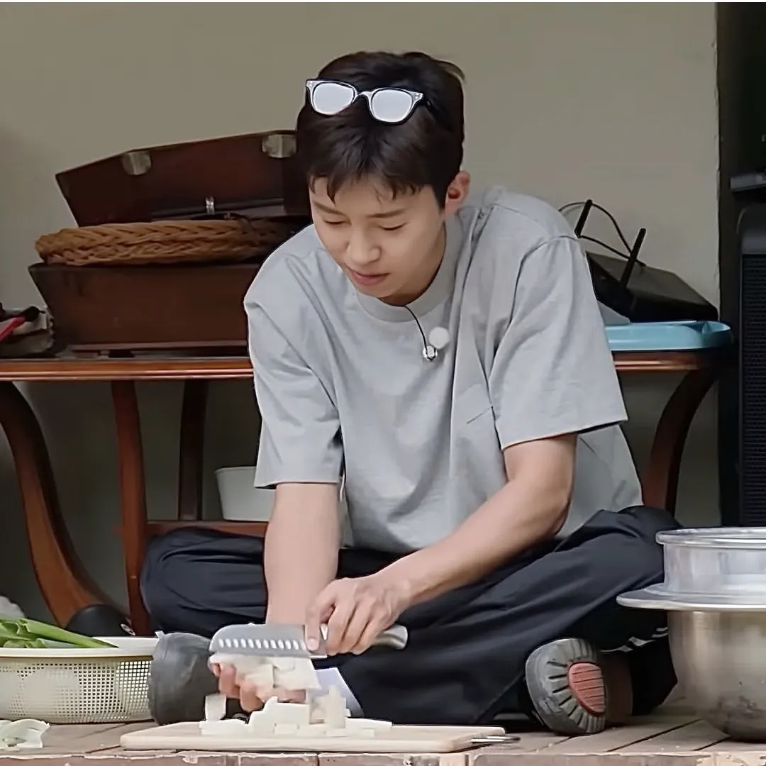 Latest photo of Lim Youngwoong