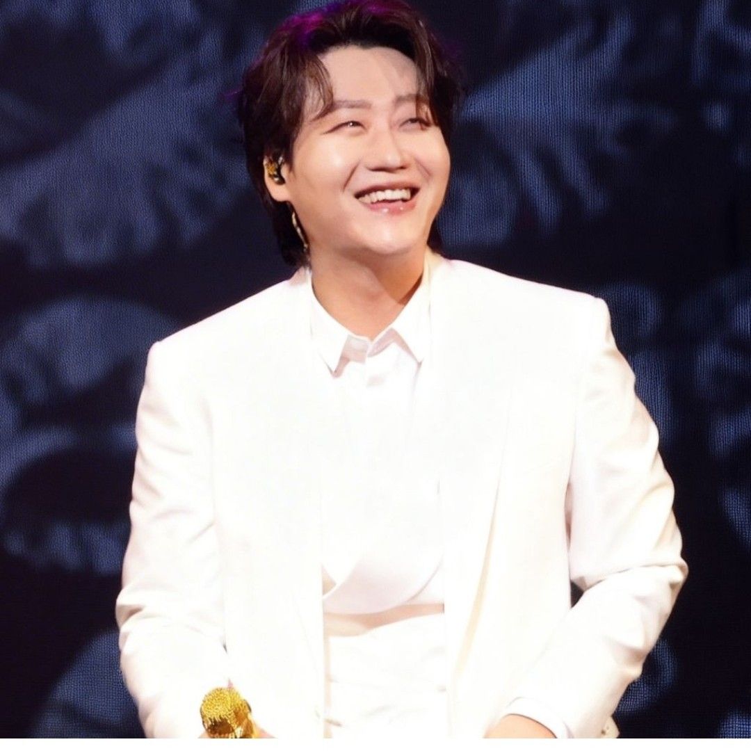 A moment captured by a fan of Min Soohyun