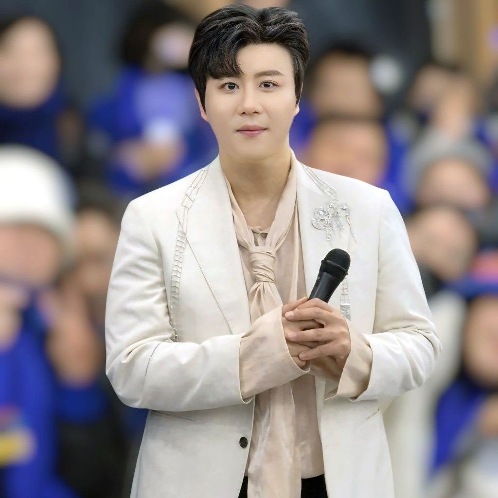 Latest photo of Jin Haesung