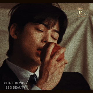 Momen yang diabadikan oleh penggemar Cha Eunwoo