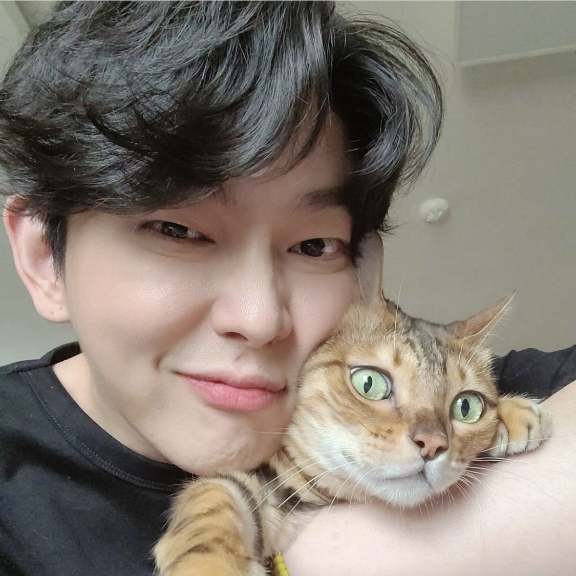 Behind-the-scenes cut of Yoon Kyunsang