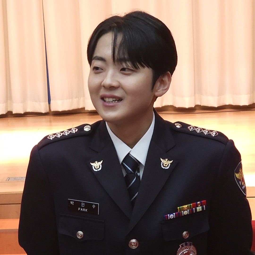 A moment captured by a fan of Park Minsu