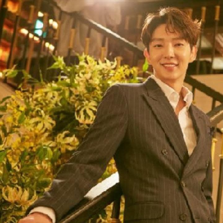 Latest photo of Lee Joongi