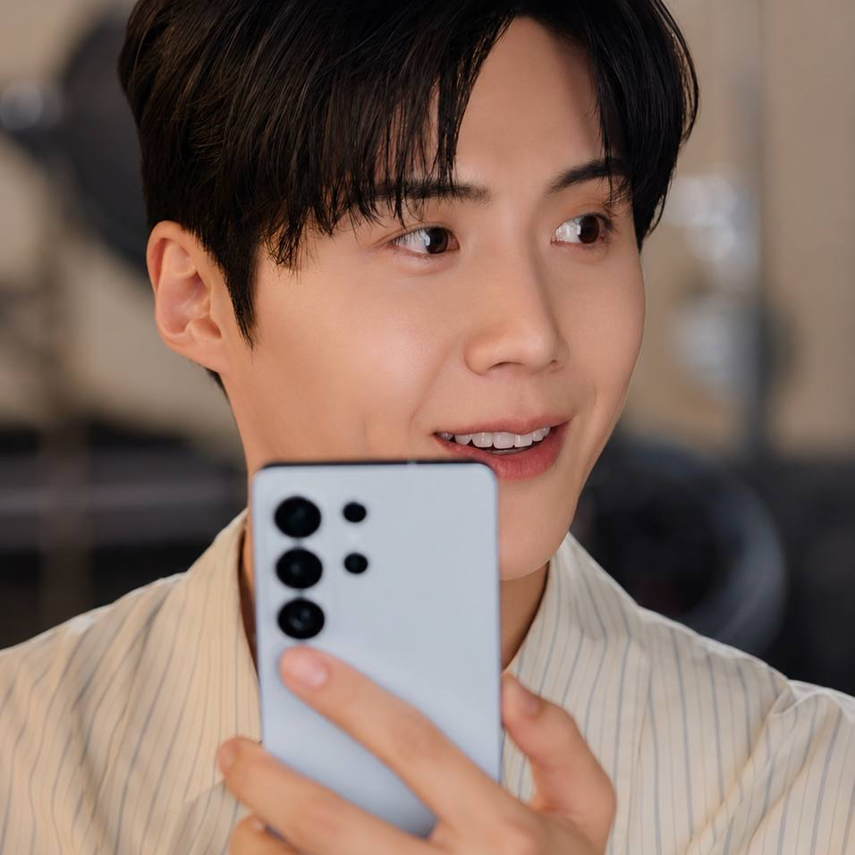 Recent activity shot of Kim Seonho