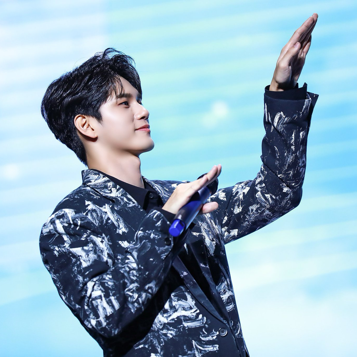 Behind-the-scenes cut of Ong Seongwu