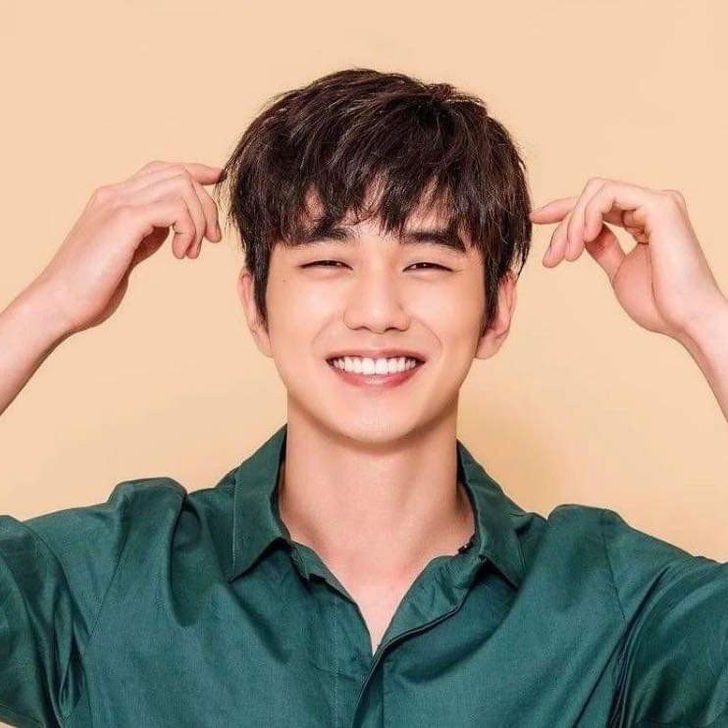 Recent activity shot of Yoo Seungho