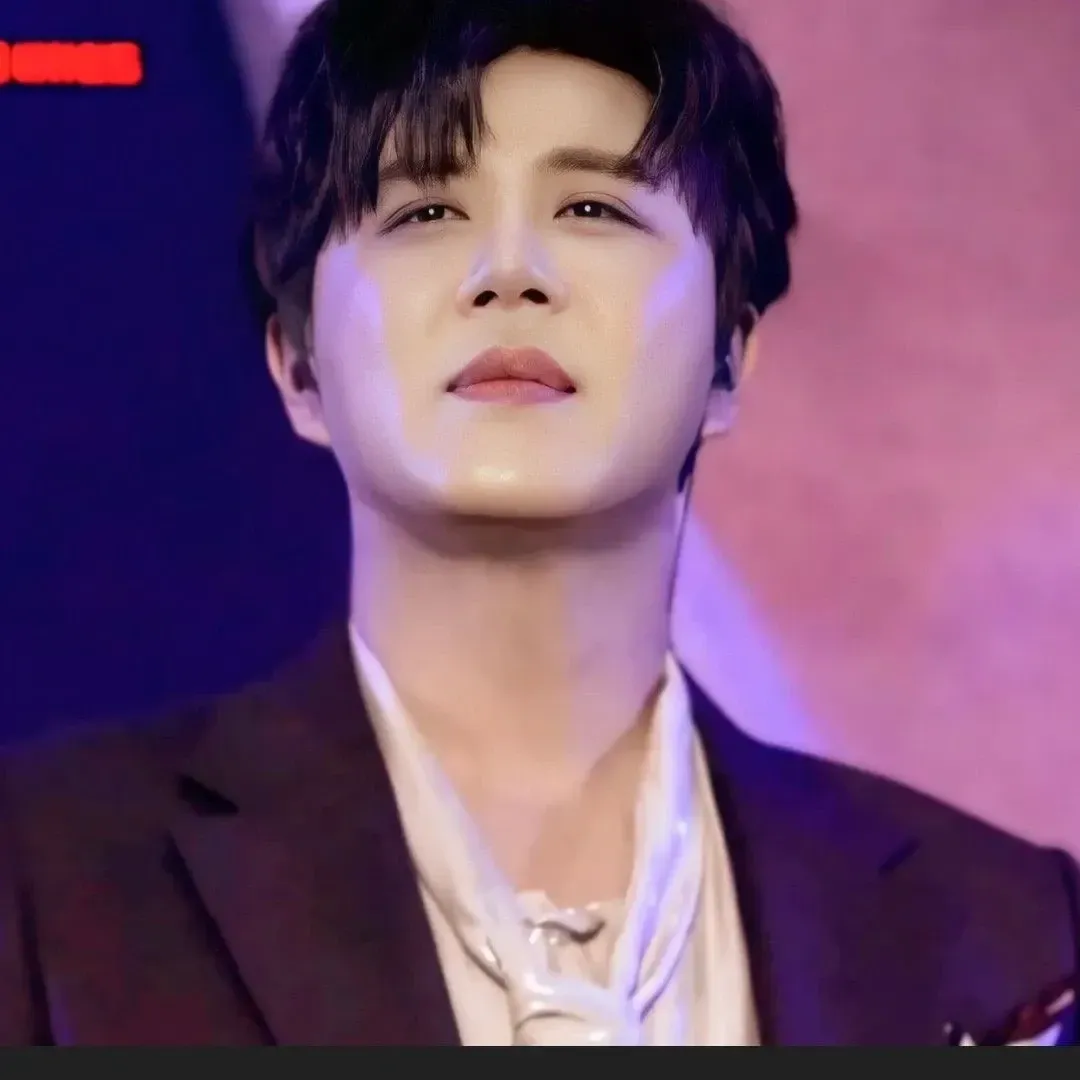 Behind-the-scenes cut of Jin Haesung