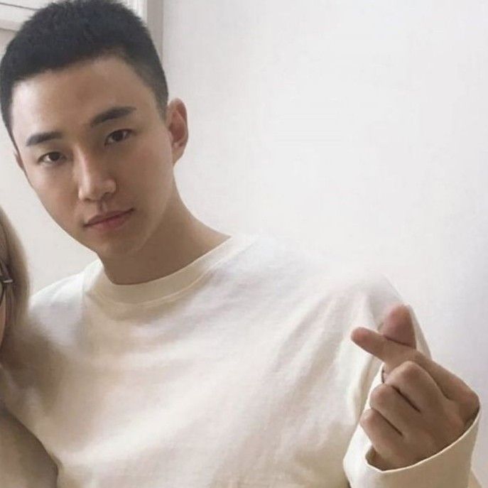 李俊昊的最新照片