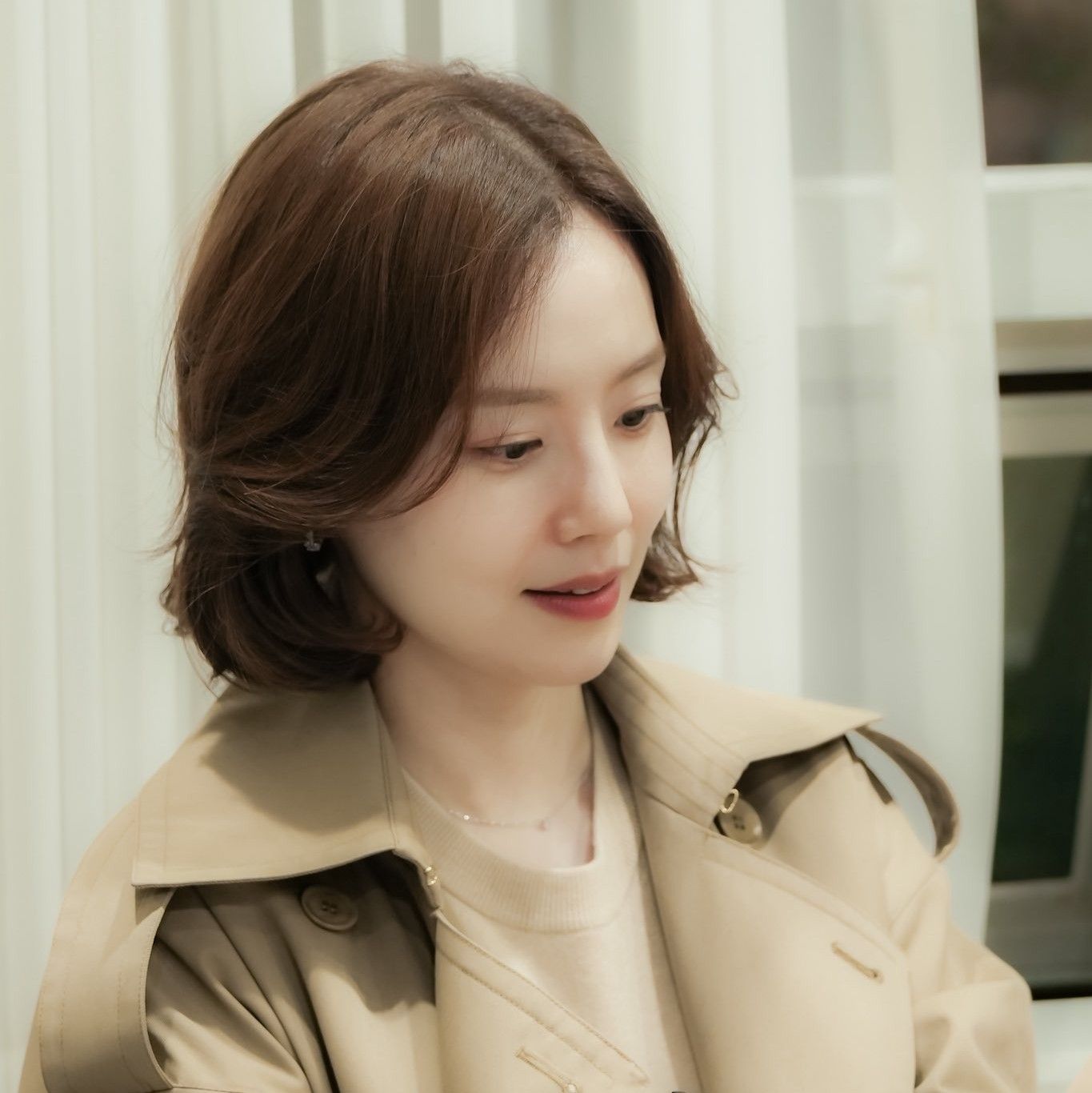 Behind-the-scenes cut of Moon Chaewon