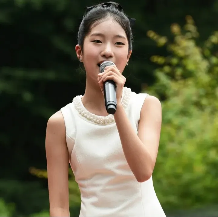 Latest photo of Bin Yeseo