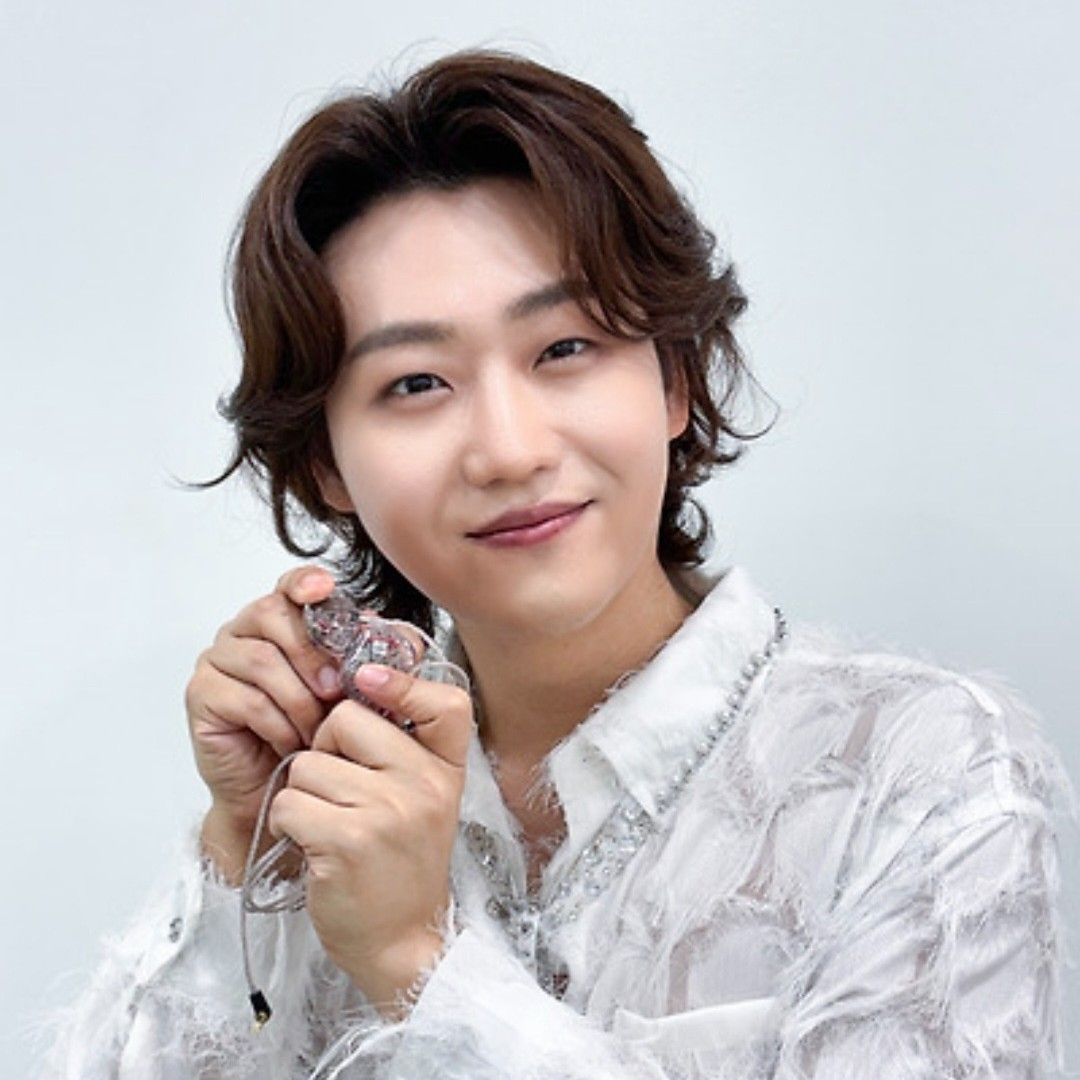 Latest photo of Min Soohyun