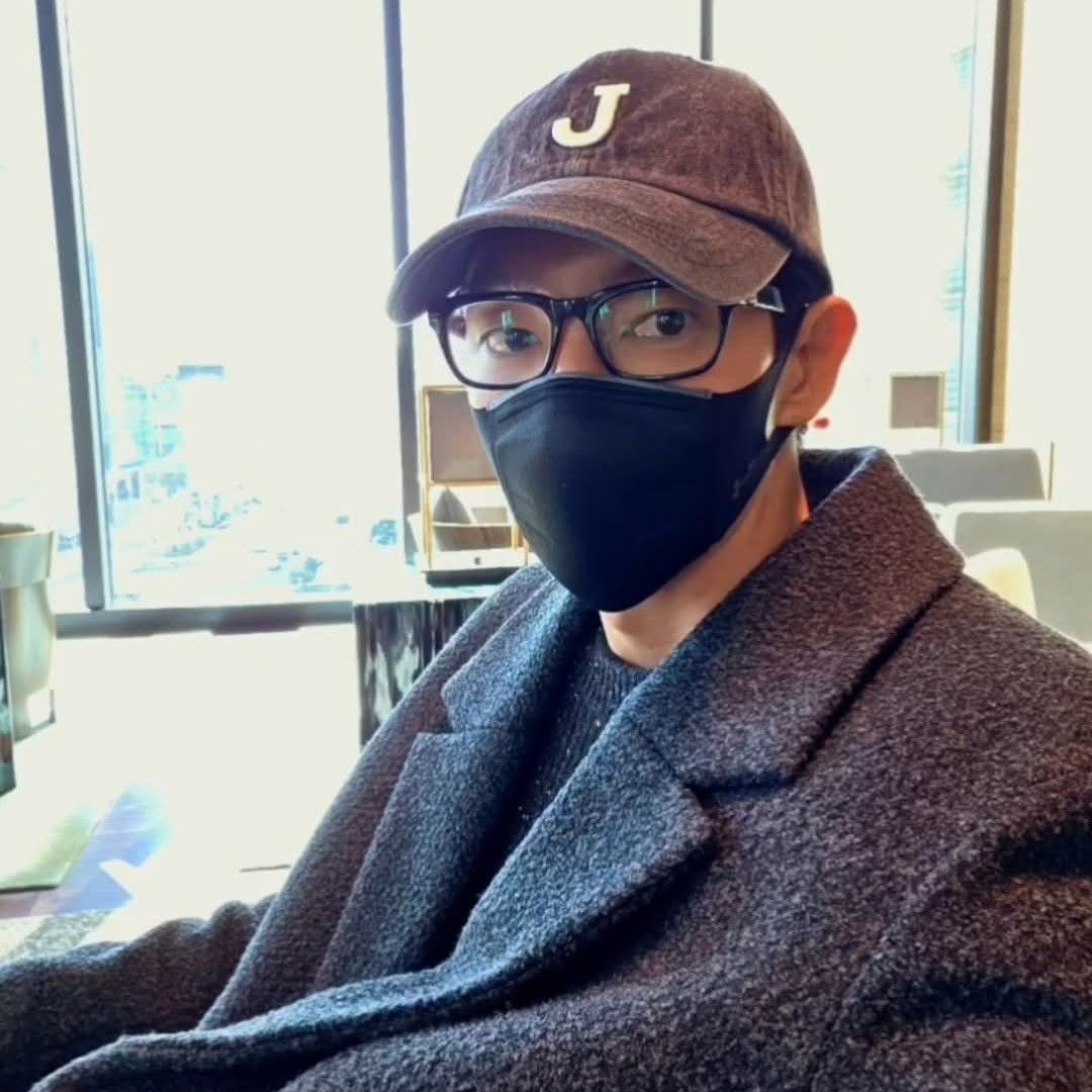 Recent activity shot of Lee Joongi