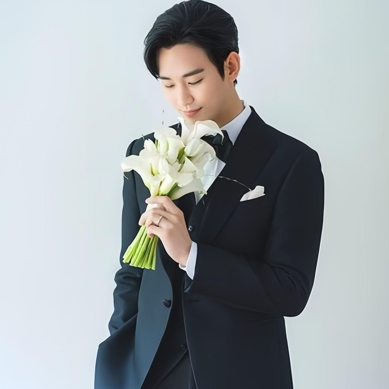 Behind-the-scenes cut of Kim Soohyun