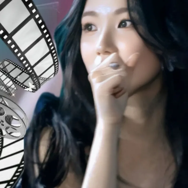 Recent activity shot of Kim Hyeyoon