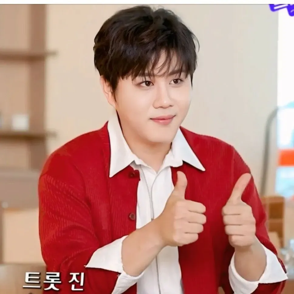 진해성의 비하인드 컷