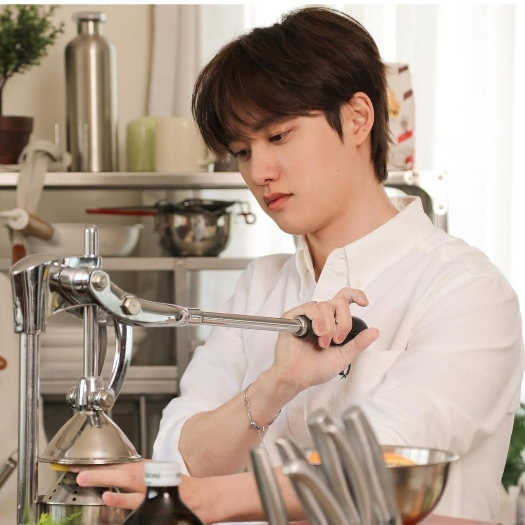 粉絲拍下的都暻秀 (D.O.)瞬間