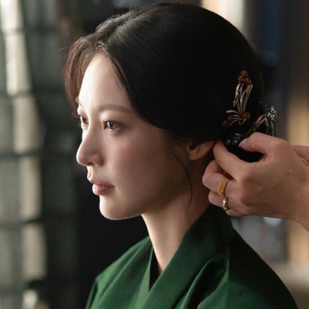 Recent activity shot of Gong Seungyeon