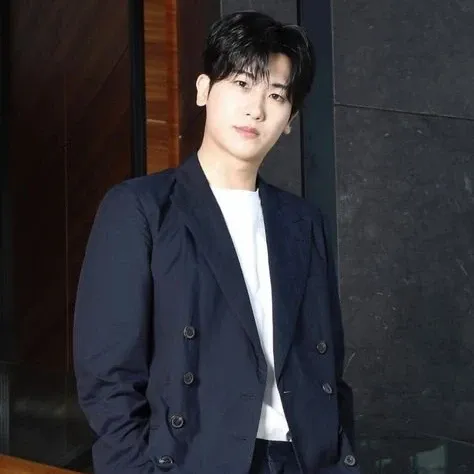 Recent activity shot of Park Hyungsik