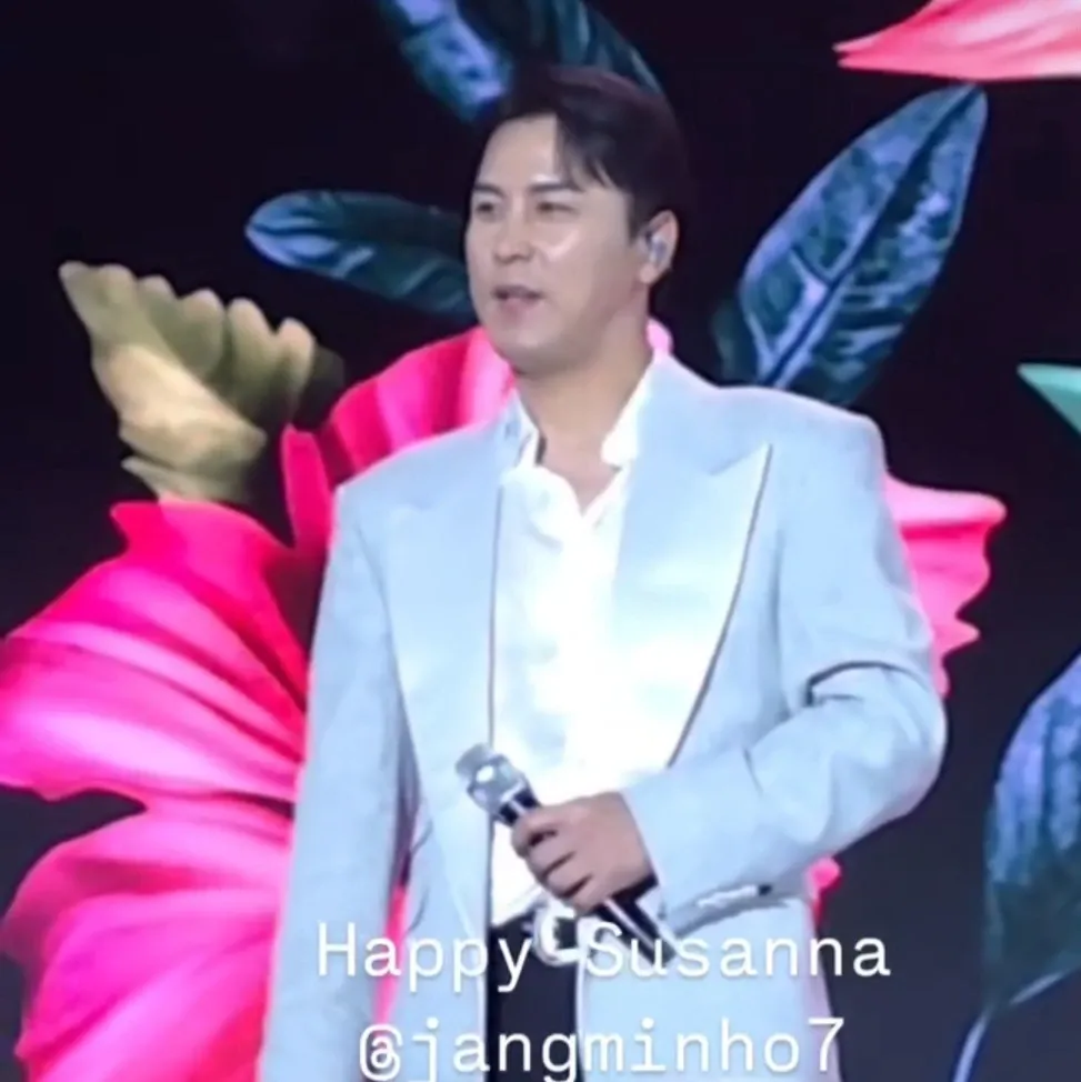 Momen yang diabadikan oleh penggemar Jang Minho