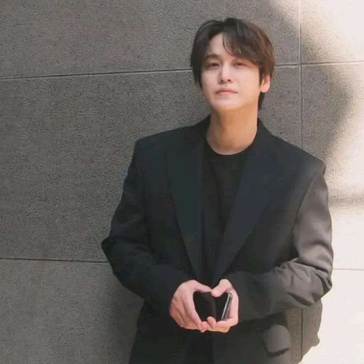 A moment captured by a fan of Kim Bum