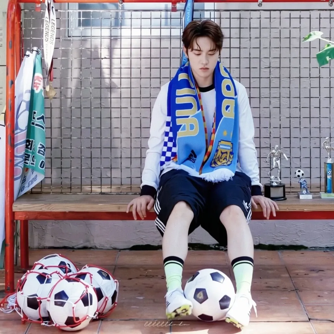 Foto terbaru dari Doh Kyungsoo (D.O.)