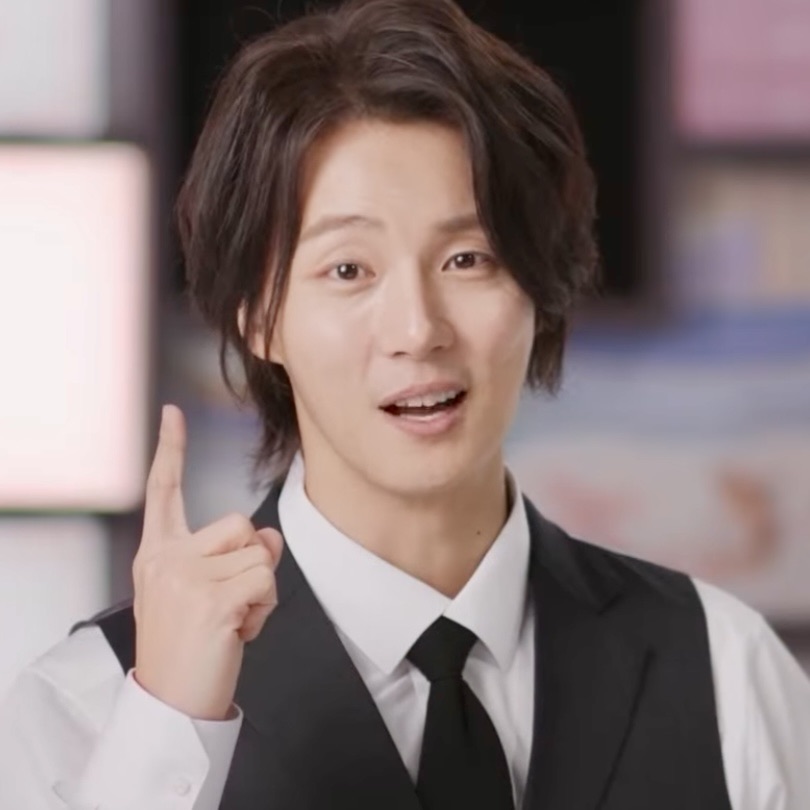 Latest photo of Yoon Shiyoon