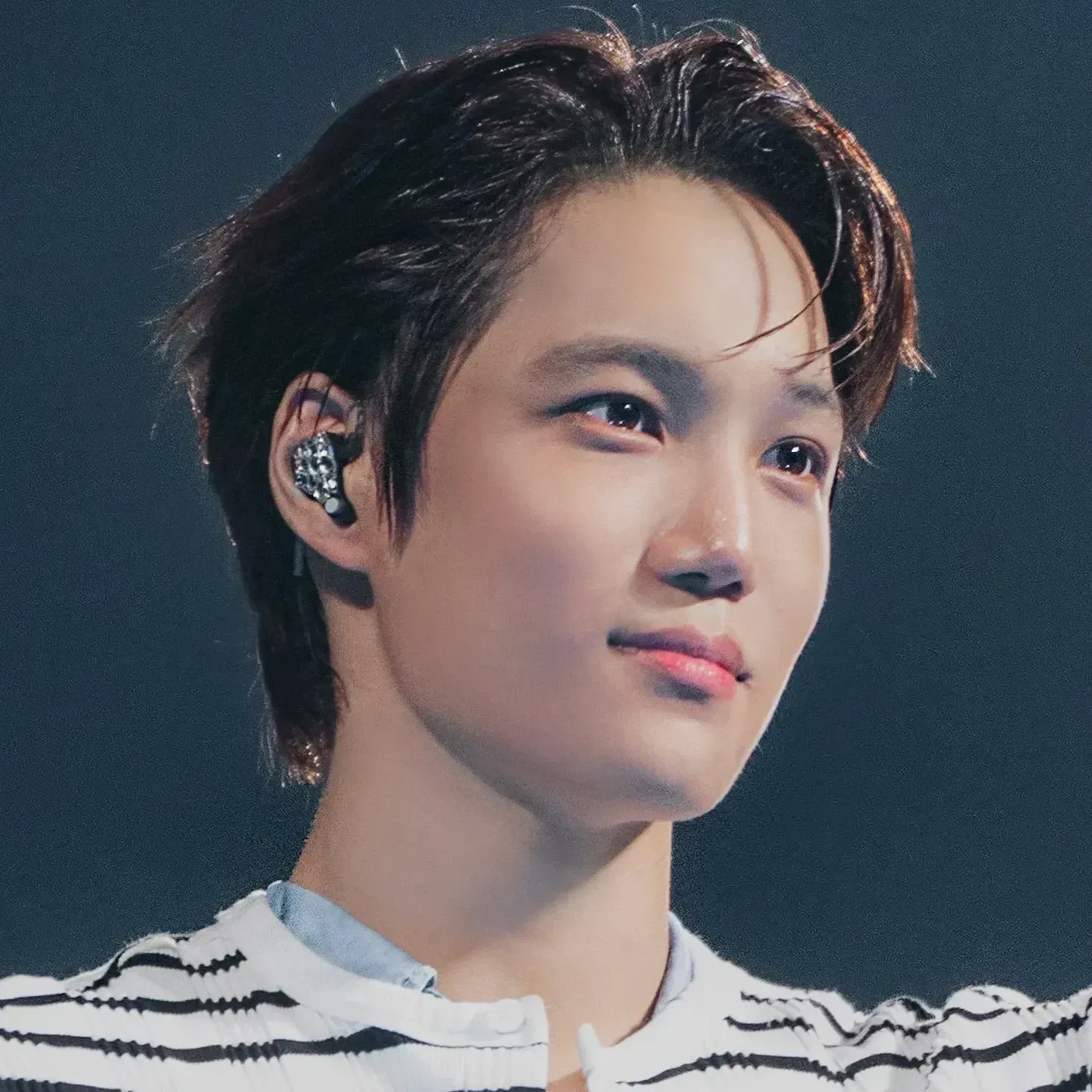 A moment captured by a fan of KAI