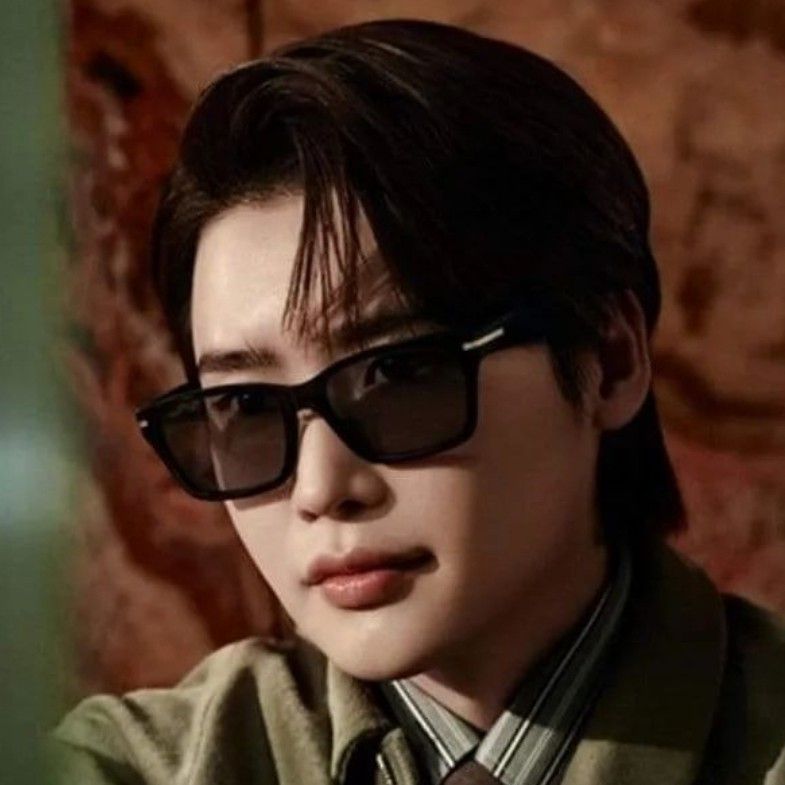 Behind-the-scenes cut of Lee Jongsuk