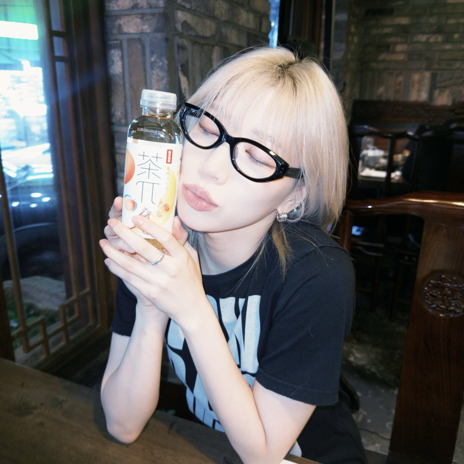 A moment captured by a fan of BADA