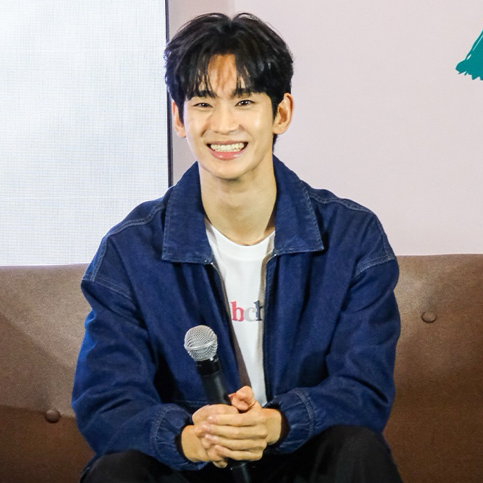 Behind-the-scenes cut of Kim Soohyun
