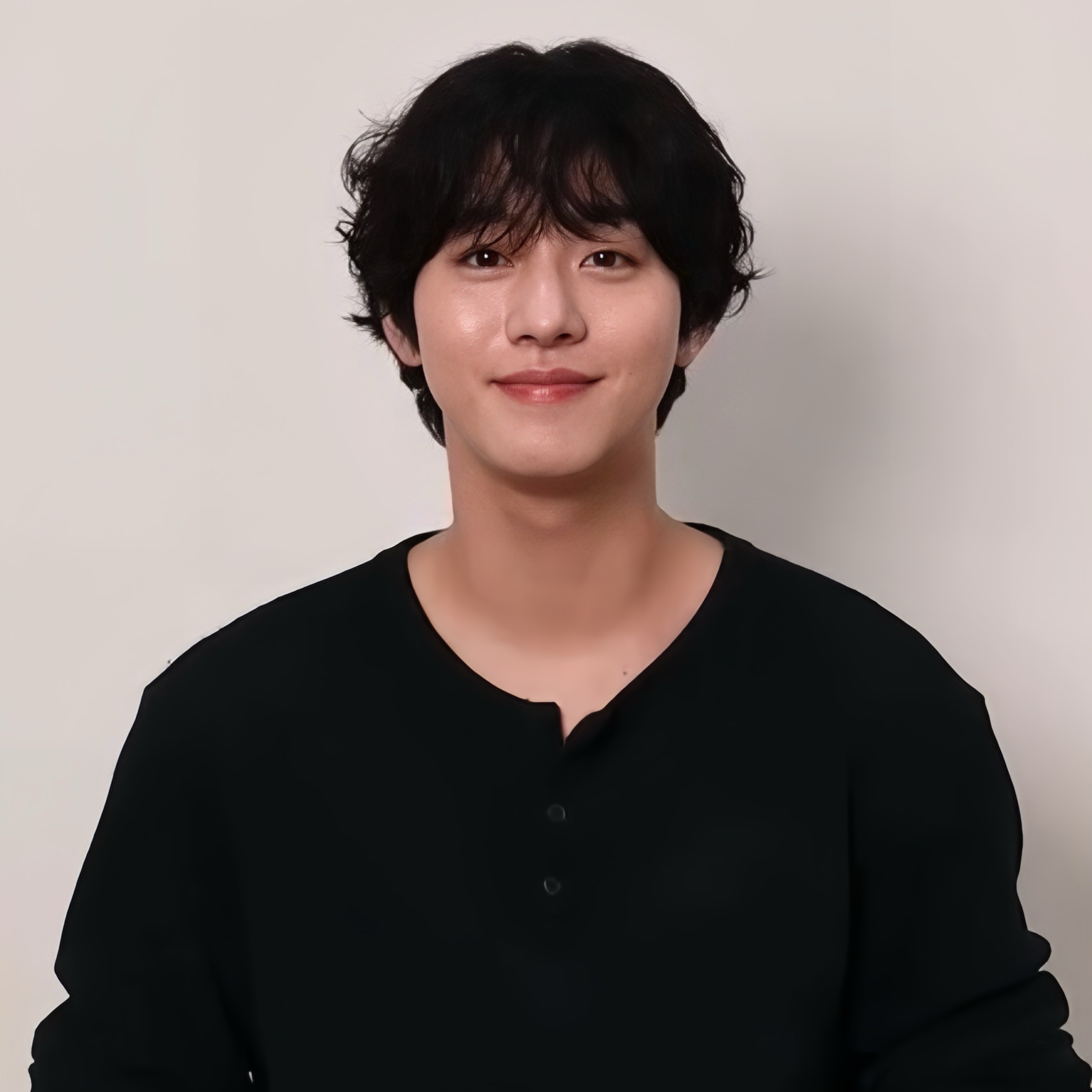 安孝燮的最新照片