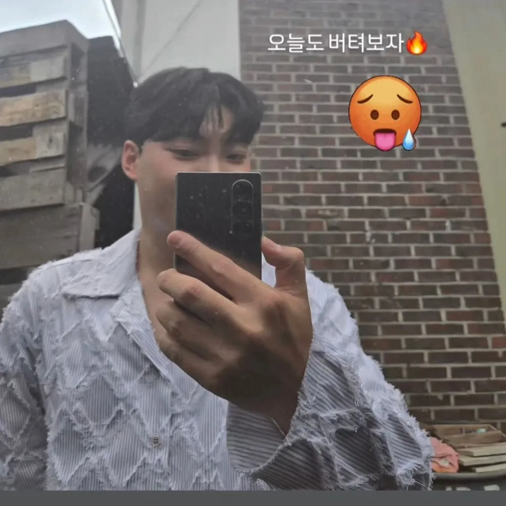 Latest photo of Kim Kyungmin