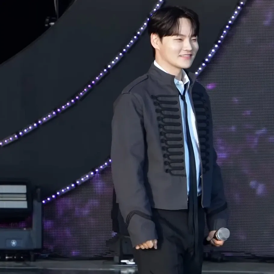 박서진 최근 활동샷
