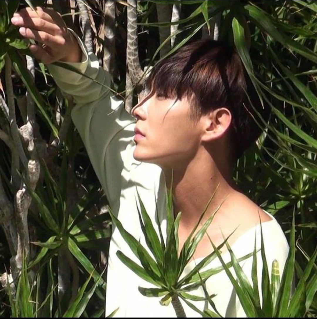 Recent activity shot of Lee Joongi