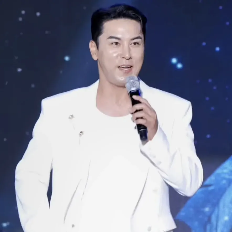 Cuplikan di balik layar dari Jang Minho