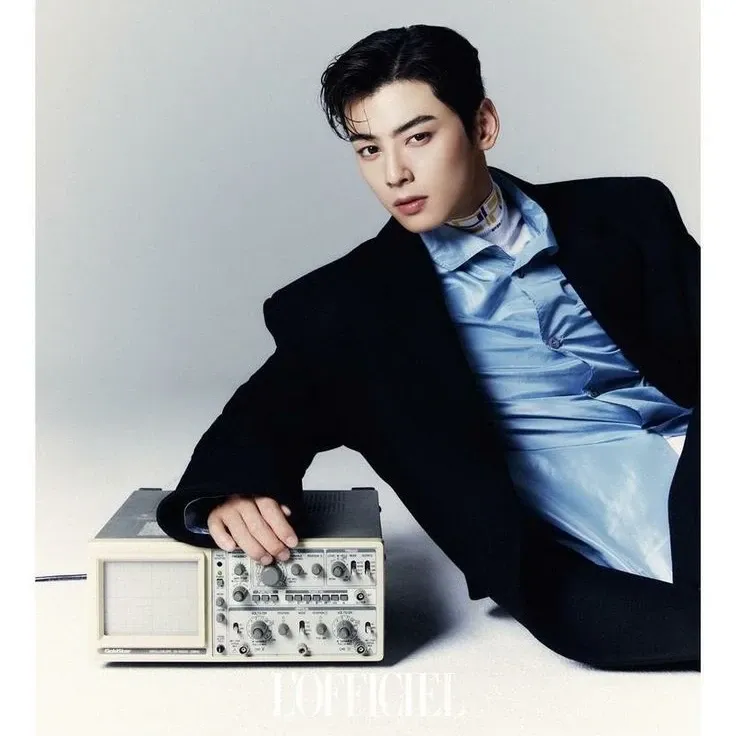 Recent activity shot of Cha Eunwoo