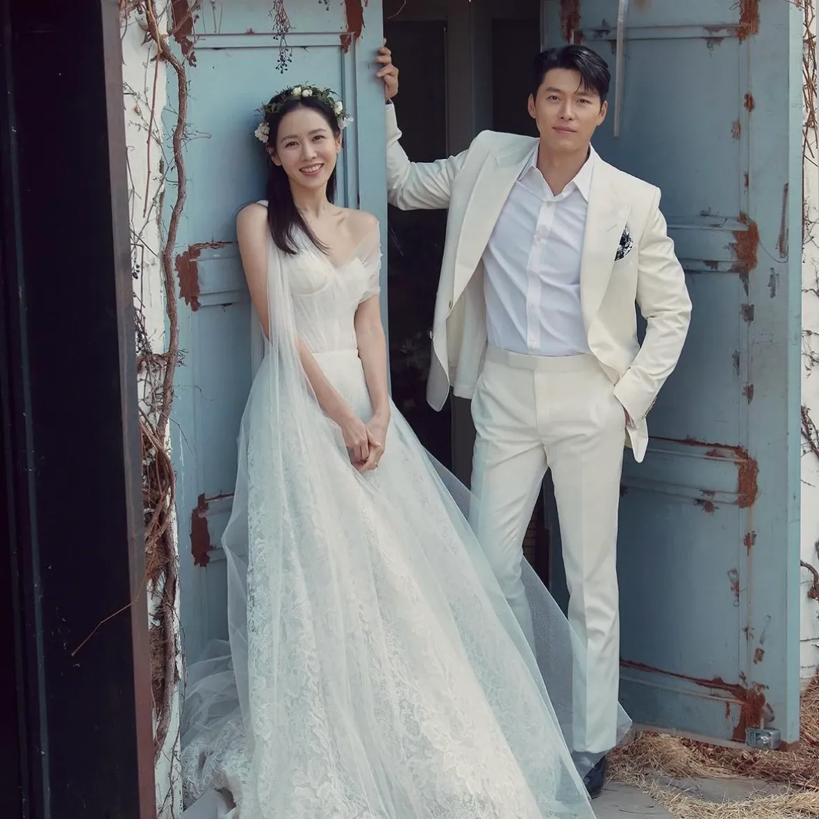 Momen yang diabadikan oleh penggemar Hyun Bin