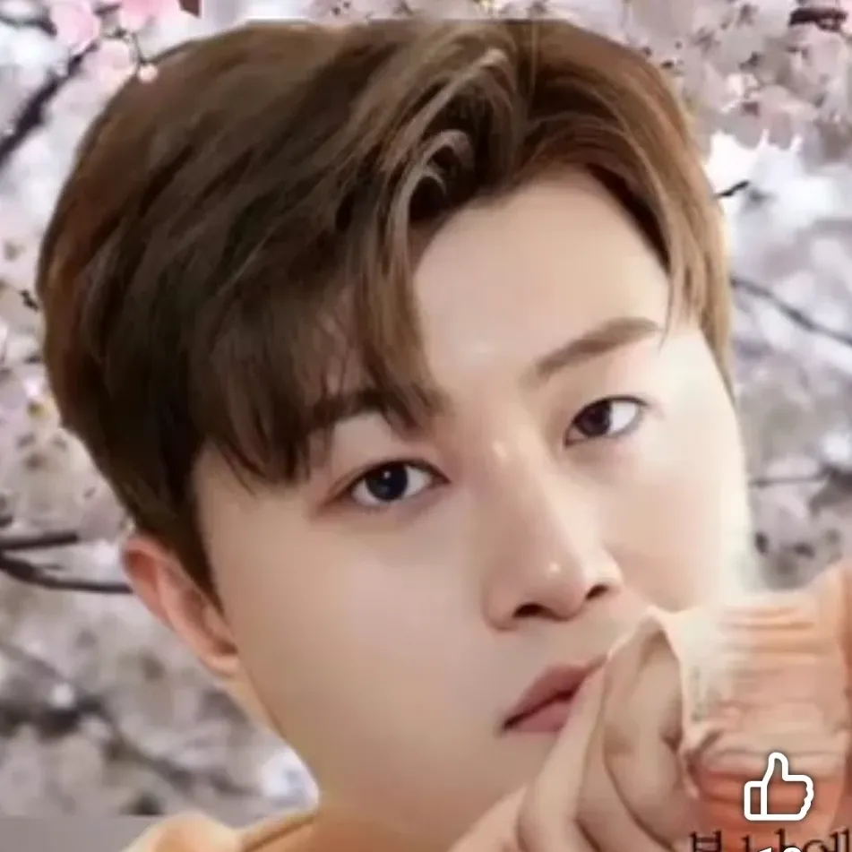 Cuplikan di balik layar dari Kim Hojoong