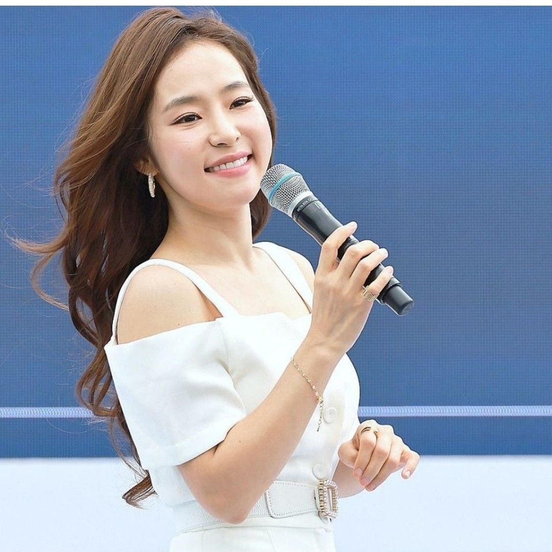 홍자 최근 활동샷