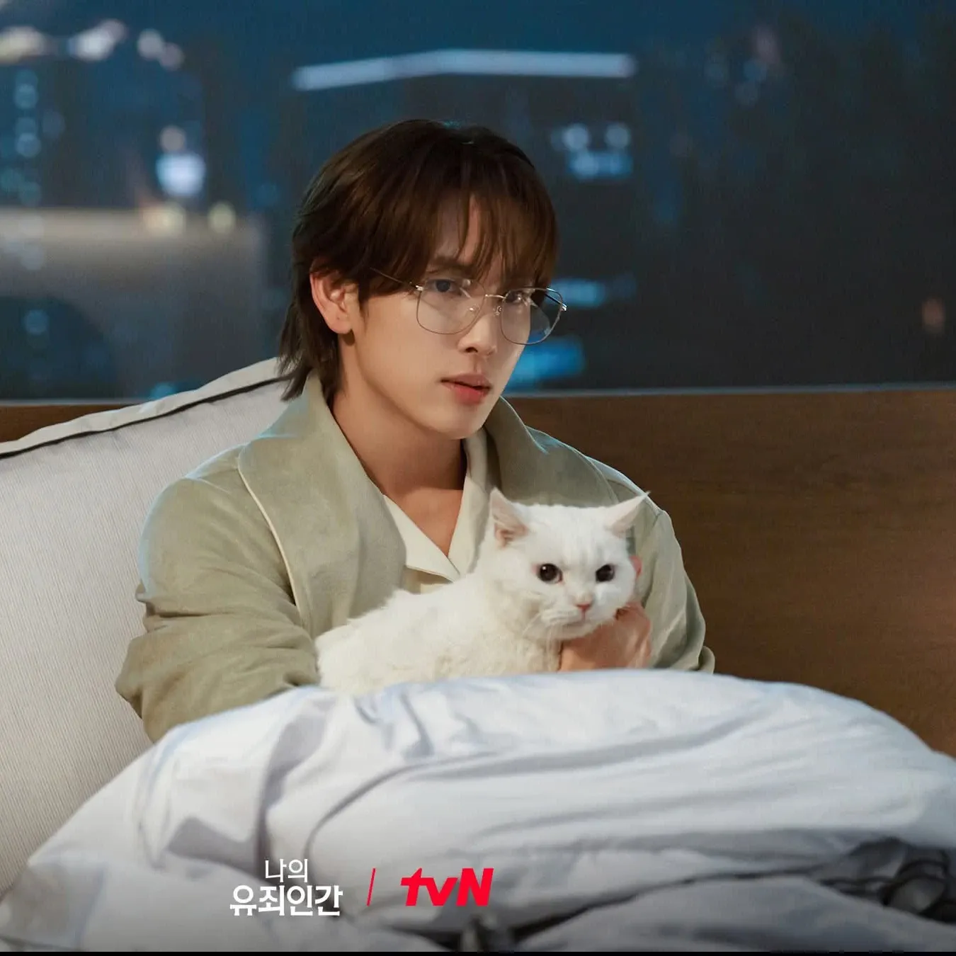 Behind-the-scenes cut of Yim Siwan