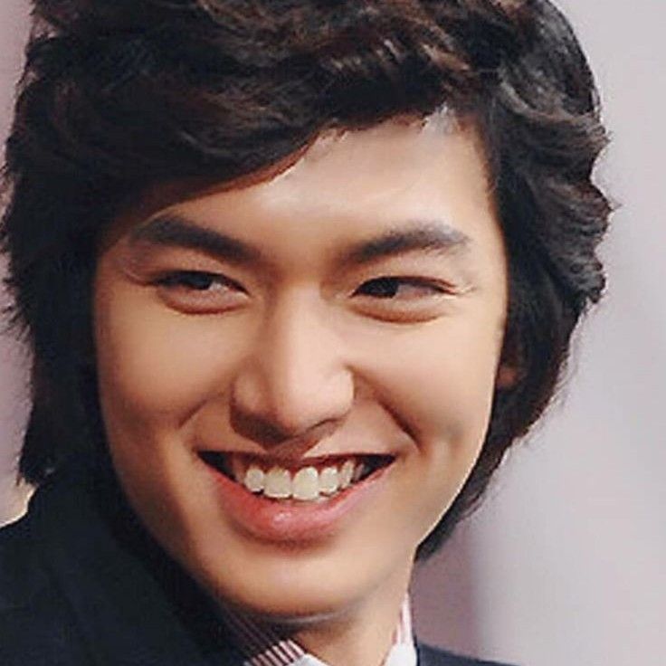 Recent activity shot of Lee Minho