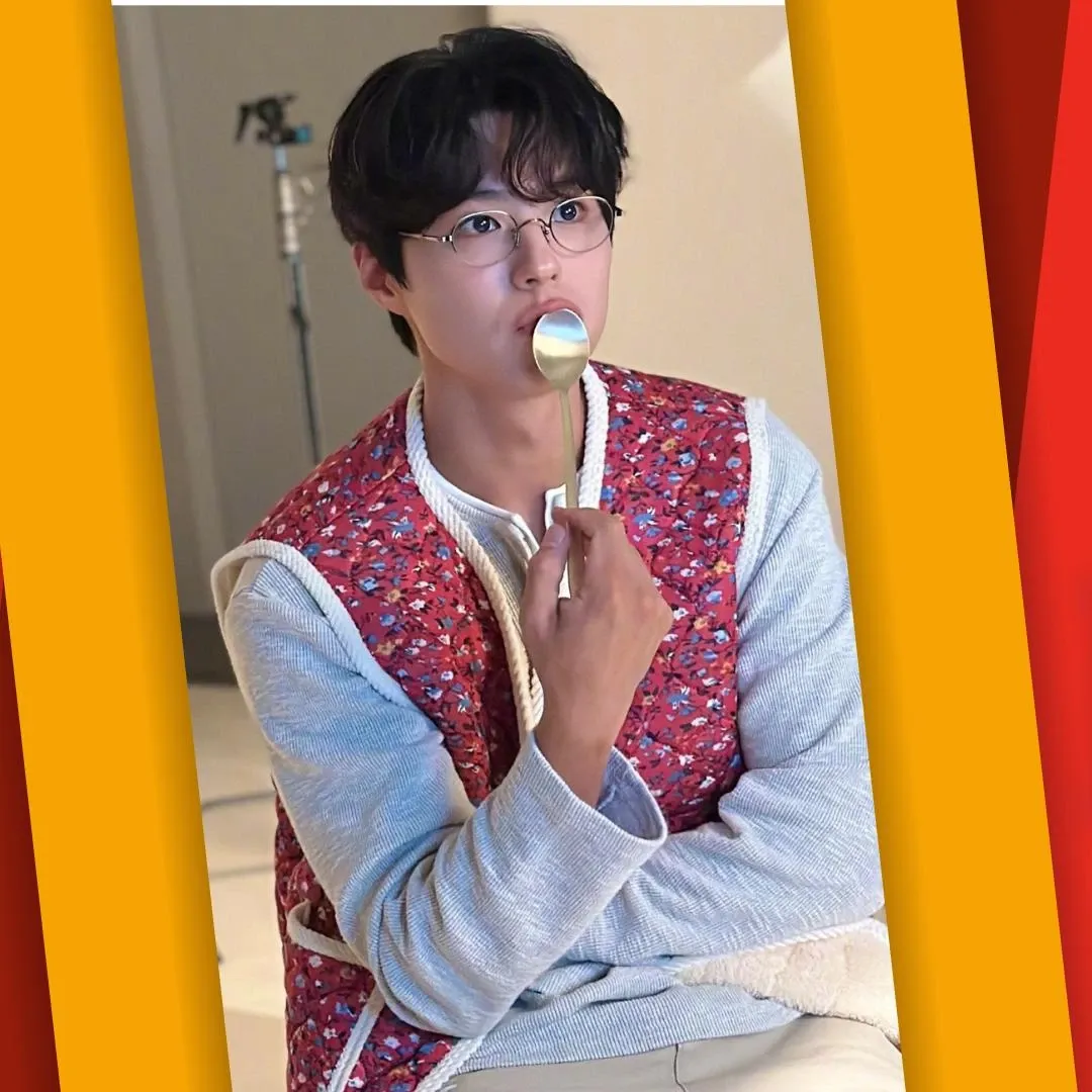 Recent activity shot of Park Bogum