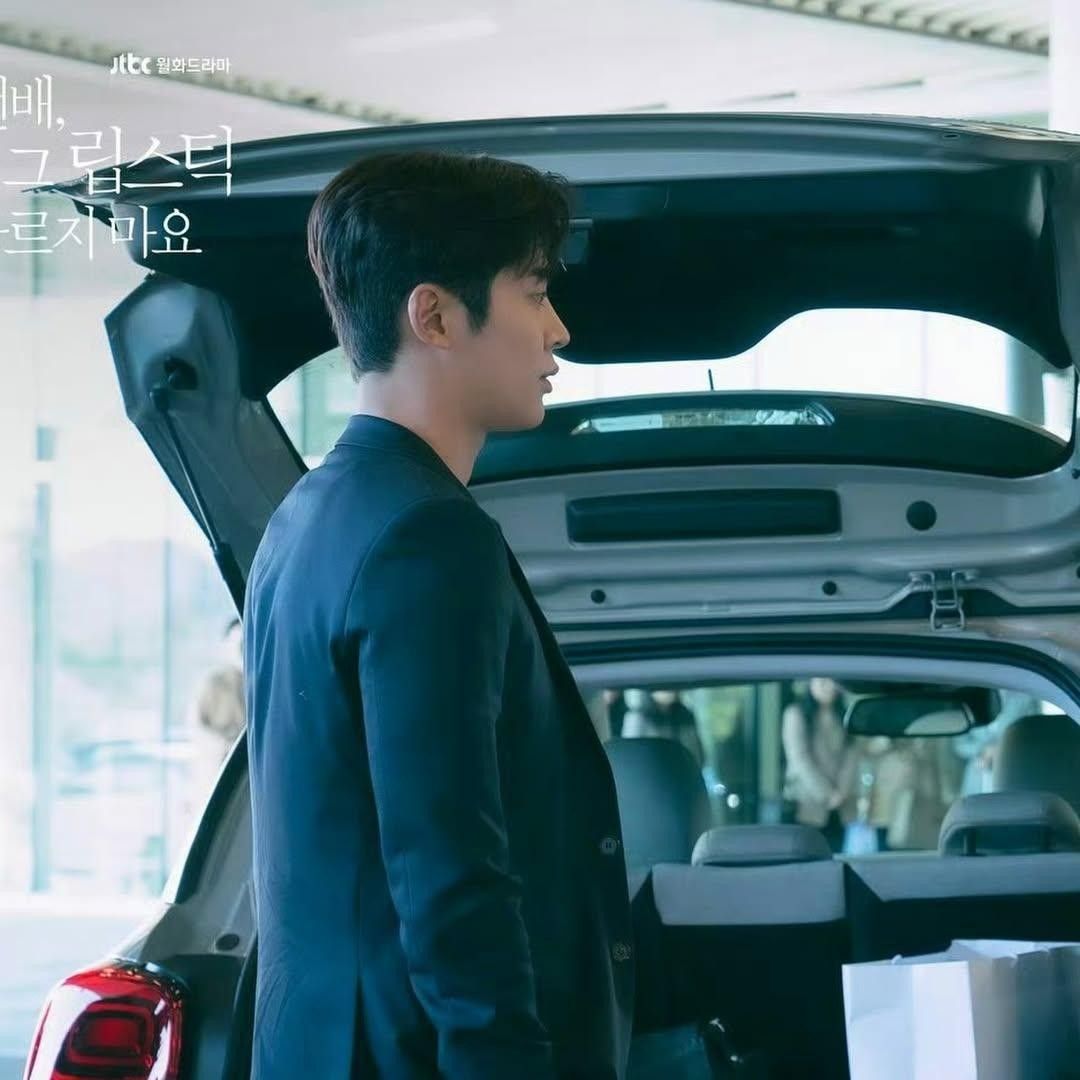 Cuplikan di balik layar dari Rowoon