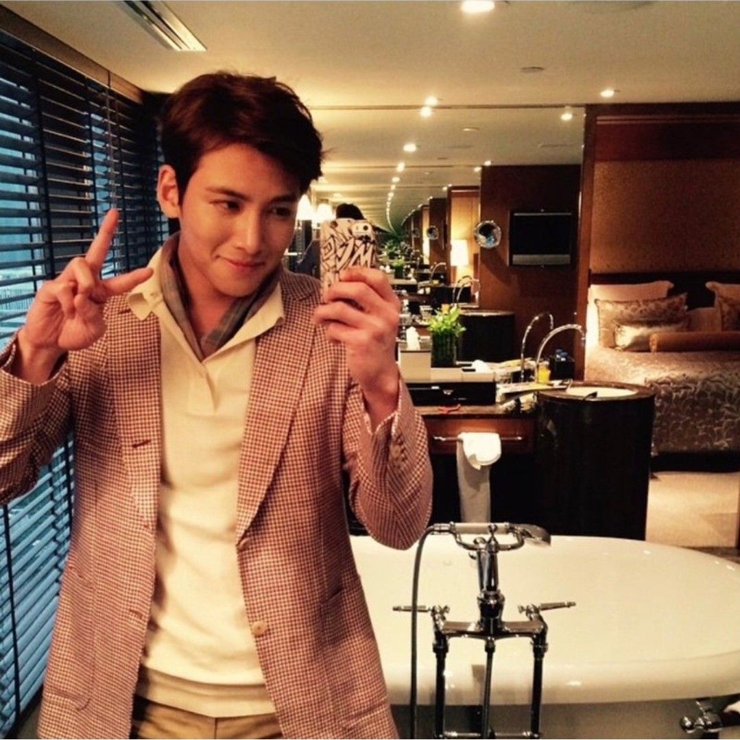 Recent activity shot of Ji Changwook