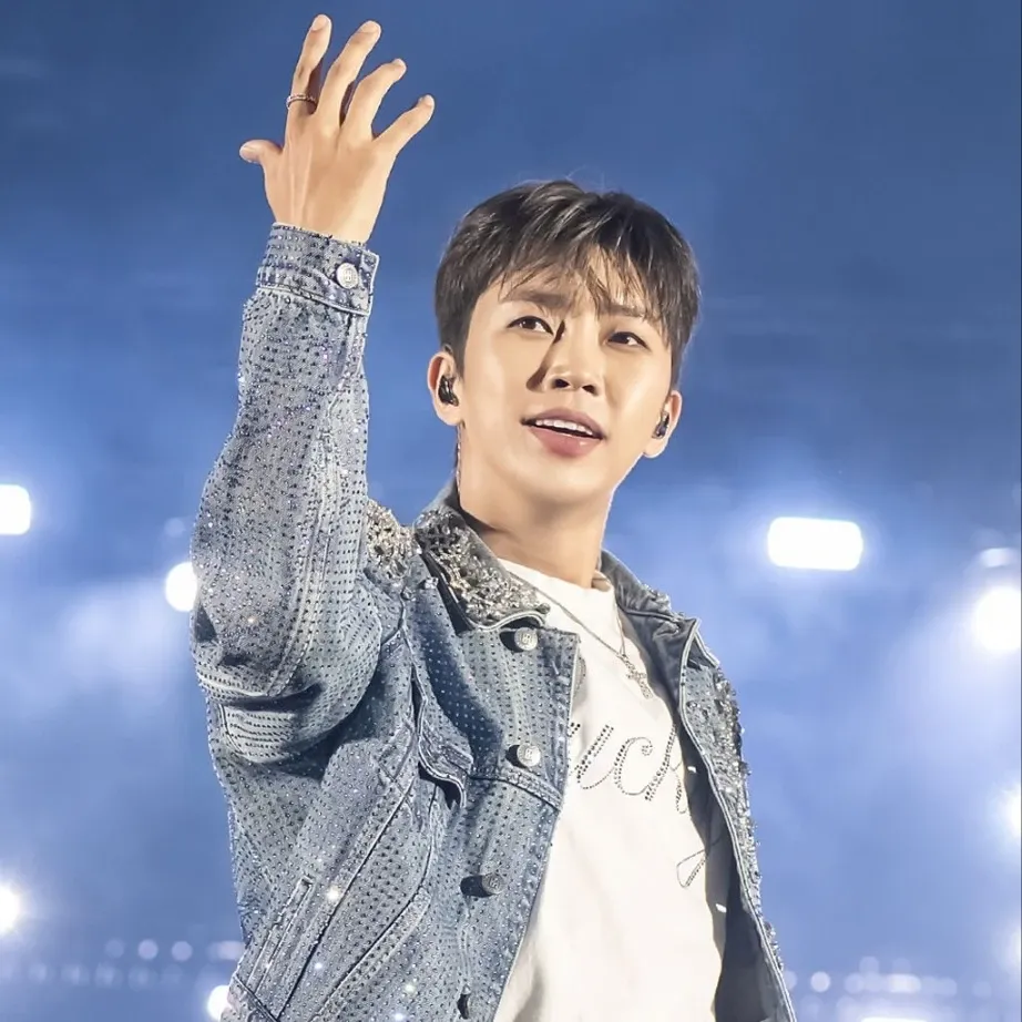 Latest photo of Lim Youngwoong