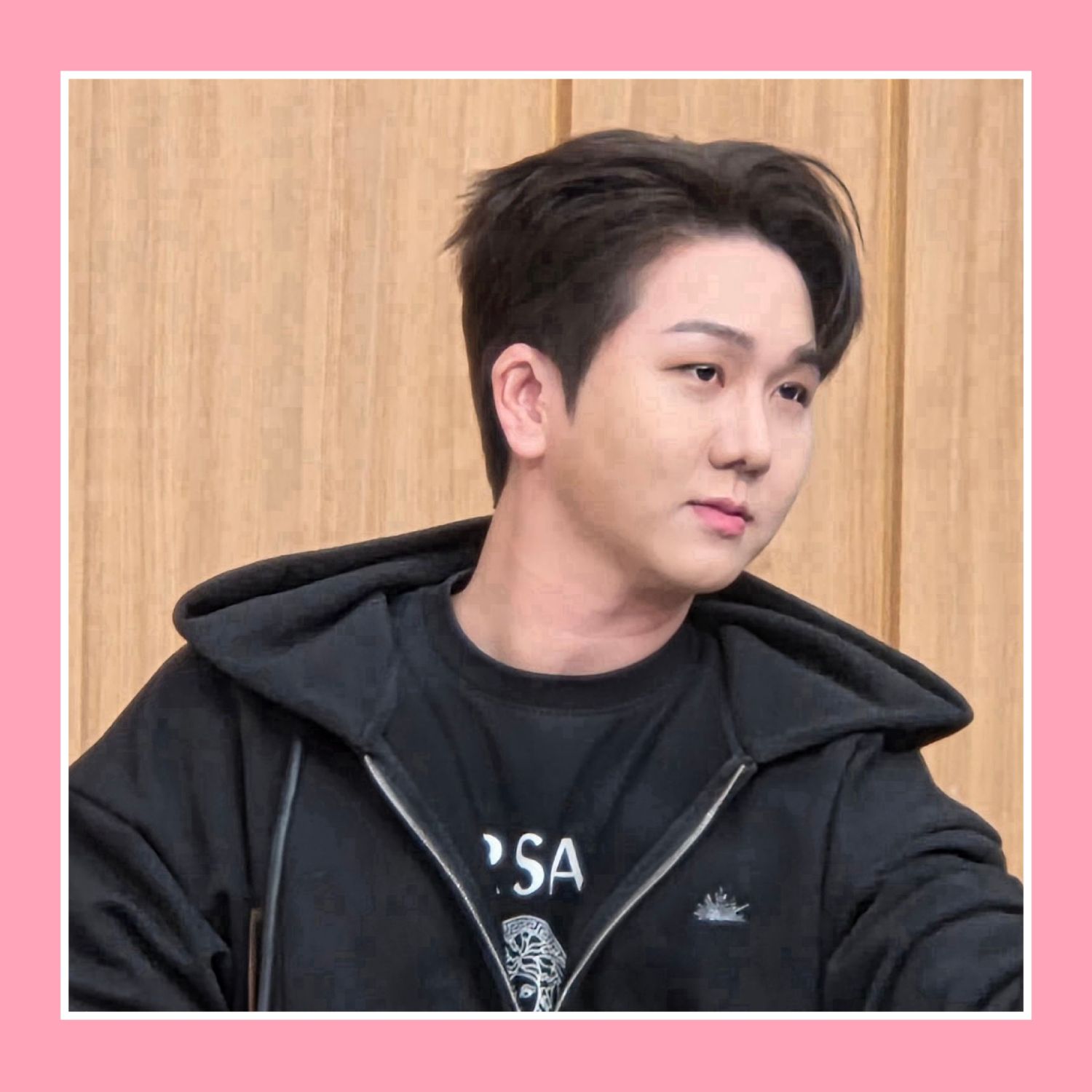 金秀瓒的最新照片